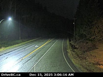 Port Hardy › West: Highway 19 at Douglas Street, looking west along Douglas Street