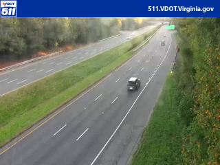 Eastover Gardens: I-64 - MM 195 - EB - Laburnum exit north end