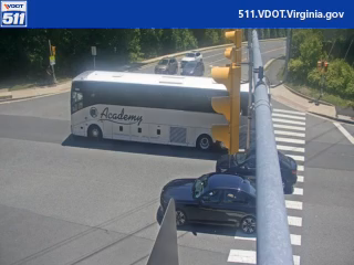 Blue Oaks: Braddock Rd at Roberts Rd
