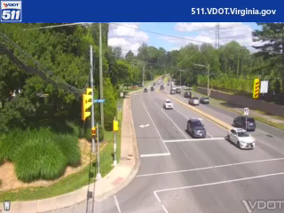 Holly Park: Braddock Rd at Burke Station