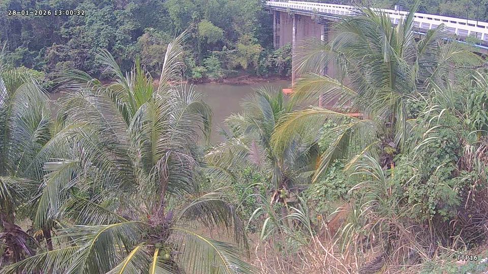 Khiri Rat Nikhom: Soi Phum Duang