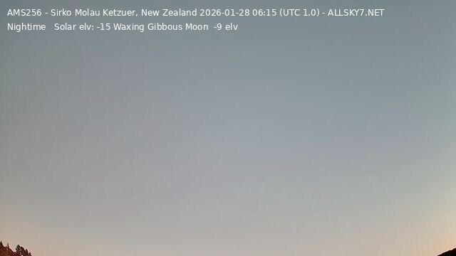 Port Puponga › North: Cape Farewell