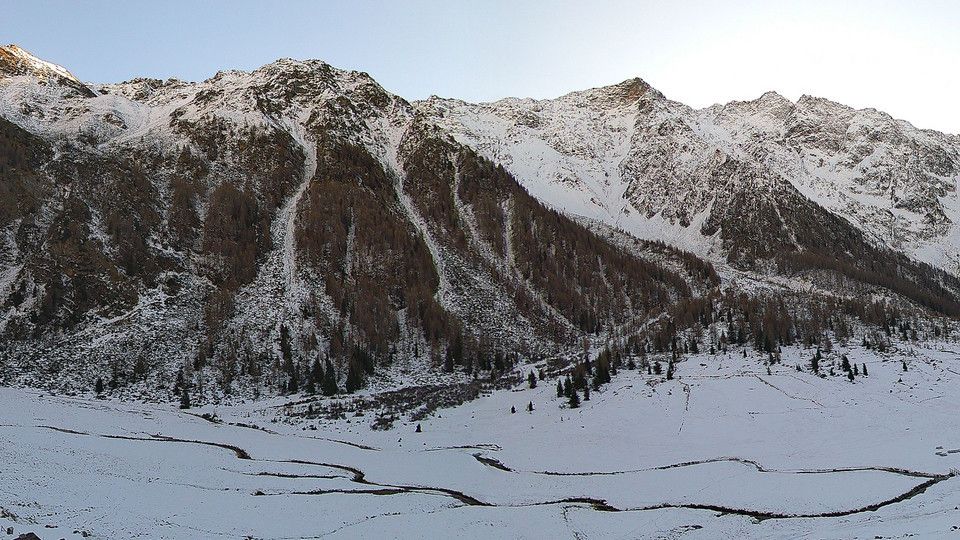 Sondalo › South: Val di Rezzalo - Cima di Savoretta - Punta Valmalza - Punta Di Pietra Rossa