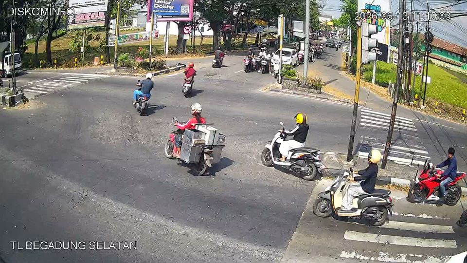 Nganjuk › South