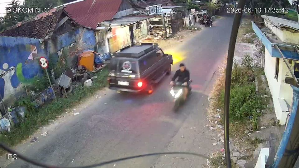 Nganjuk › North