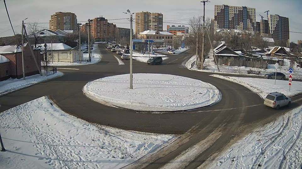 Astrakhan: Астрахань, Ахшарумова, 92а