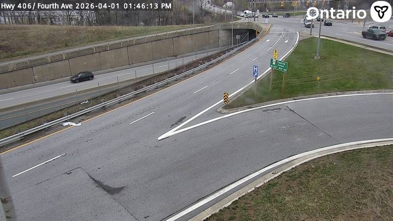 St. Catharines › East: Highway 406 at Fourth Avenue, Looking East