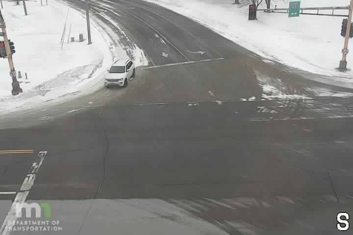 Medina › South: MN 55: T.H.55 WB @ Willow Dr