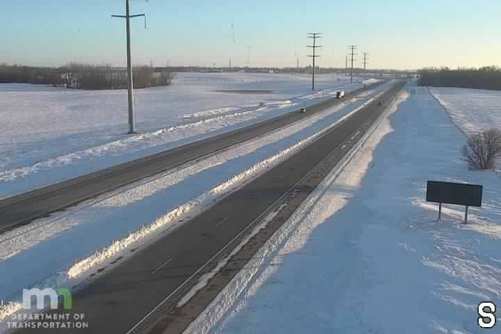 Rothsay Mobile Home Park: I-94: I-94 EB W of Co Rd 11 (94-36.86)