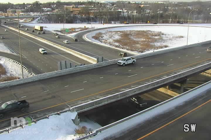 Arden Hills: I-35W: I-35W NB @ I-694 WB