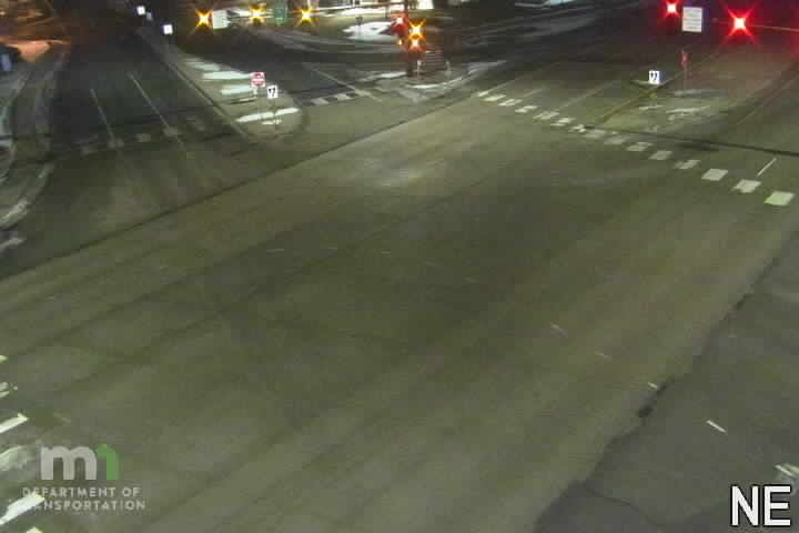 Chanhassen › North-east: MN 5: T.H.5 EB @ Great Plains Blvd