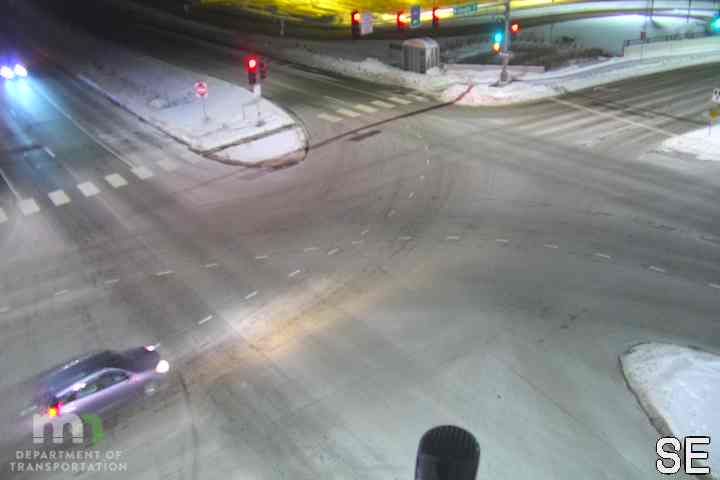 Golden Valley: MN 55: T.H.55 WB @ Douglas Dr