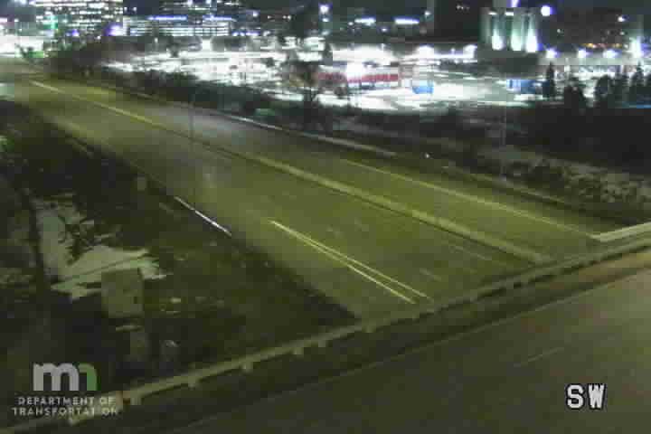 Edina: MN 100: T.H.100 NB @ 77th St - Industrial Blvd