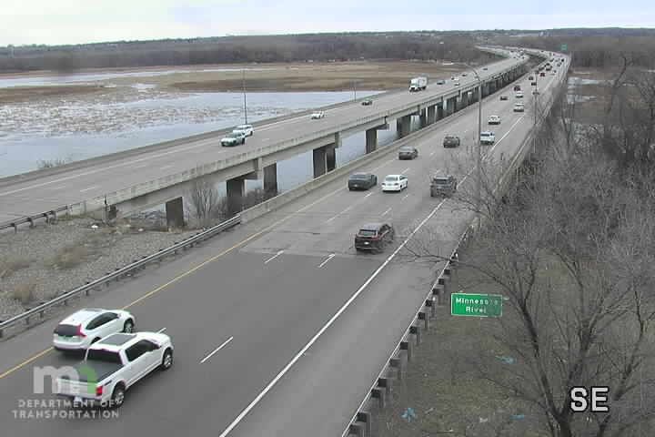 Bloomington › South-east: MN 77: T.H.77 SB S of Old Shakopee Rd (Minnesota River)
