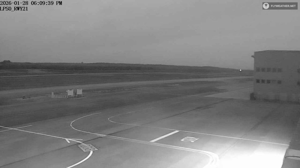 Ponte de Sor, Tramaga e Vale de Acor › North: Ponte de Sor Municipal Airport