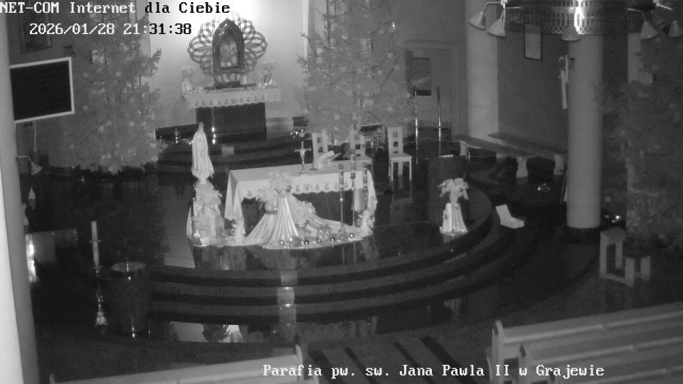 Grajewo: Parafia pw. św. Jana Pawła II w Grajewie - Ołtarz