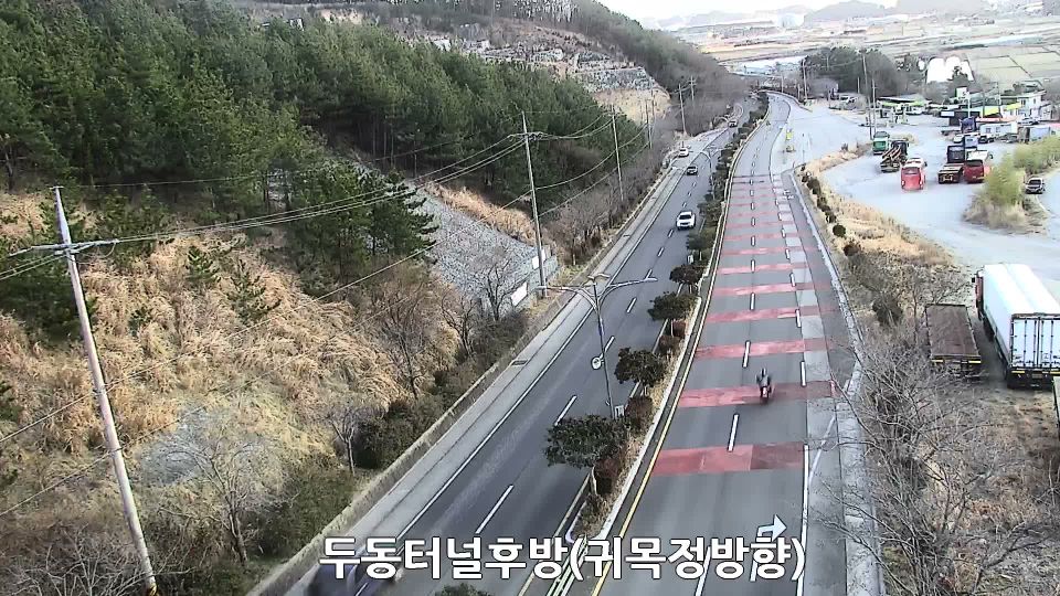 Geoje-myeon › South