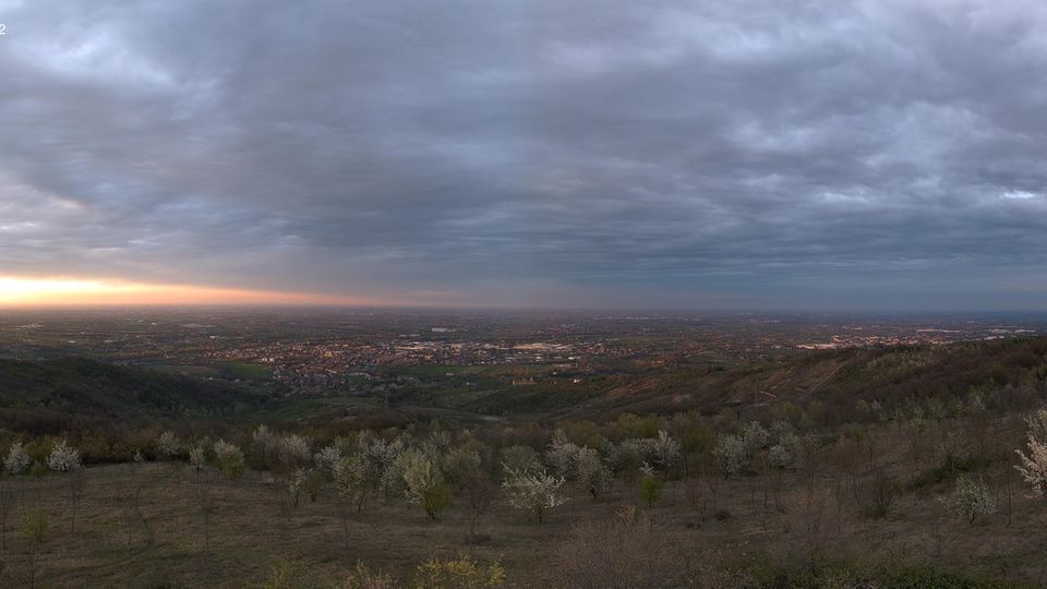 Scandiano › North: Ventoso - Chiozza - Pratissolo - Arceto - Rubiera - Reggio Emilia - Modena - Po Valley - Monte Evangelio