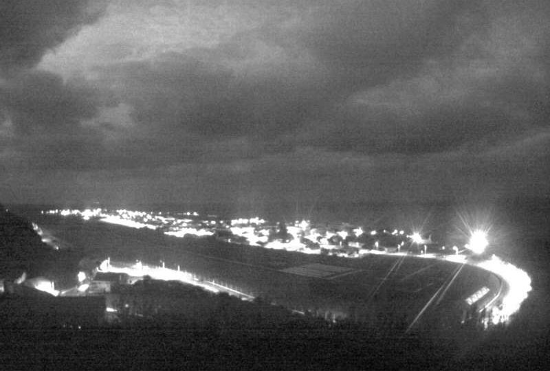 Santa Cruz das Flores › North-east: Flores Airport