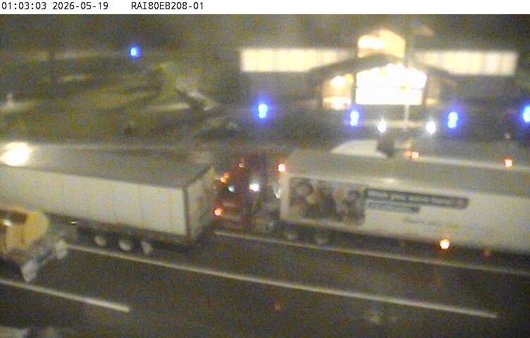 Victor: RA80EB208-Parking