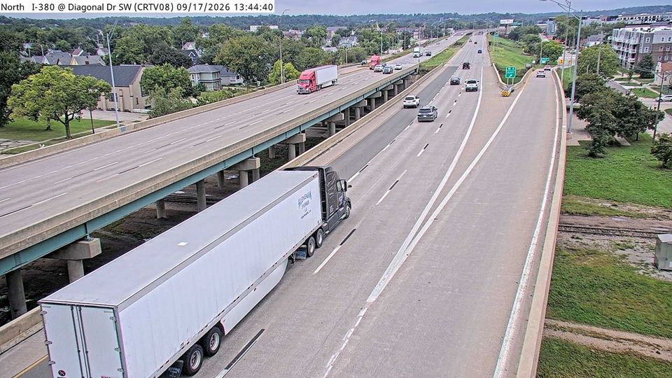 Cedar Rapids: CR - I-380 @ MM 19.1 (Diagonal Dr SW)
