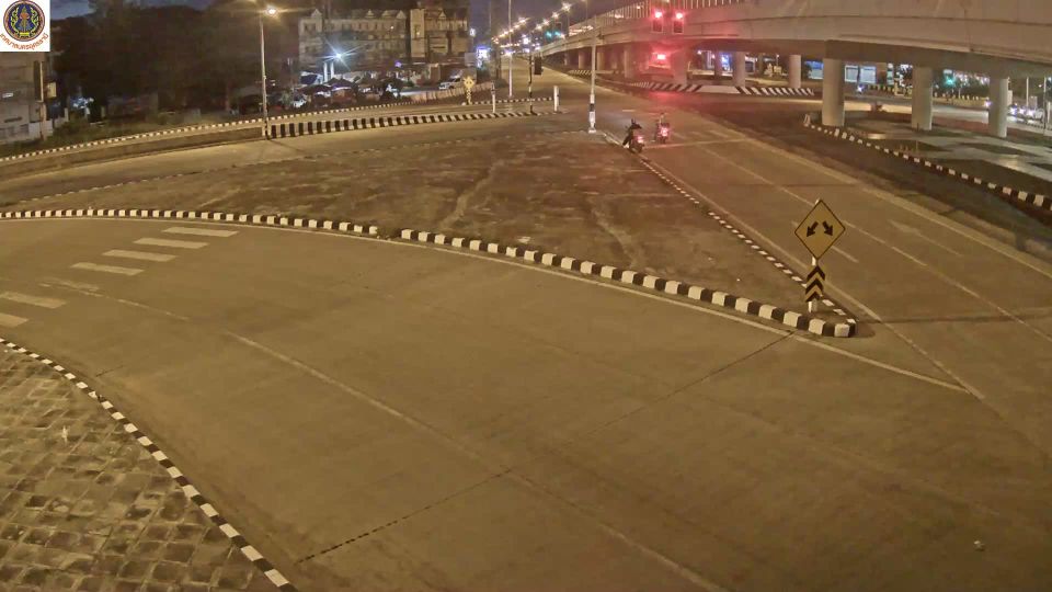 Nong Bua › South: ทางแยกต่างระดับสันตพล (สะพานข้ามแยก) - Nittayo Rd