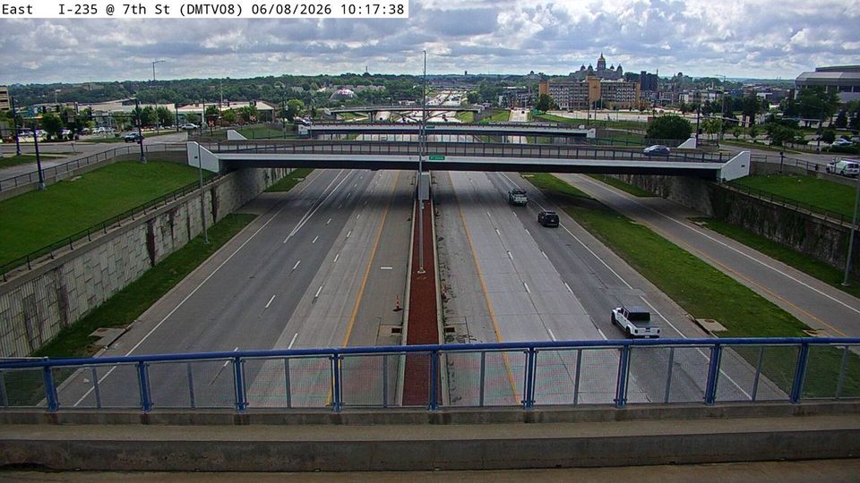 Des Moines