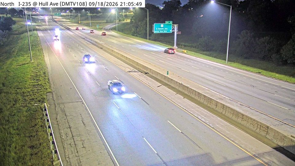 Des Moines: DM - I-235 @ MM 12.3 (Hull Ave)