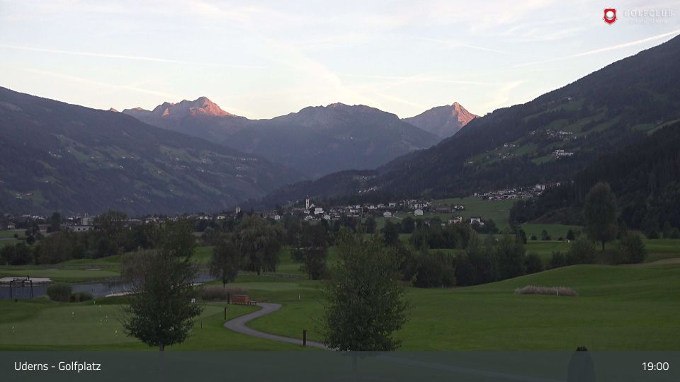 Gemeinde Uderns: Uderns, Zillertal - Uderns Golfplatz