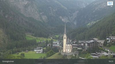 Heiligenblut am Grossglockner › North-west: Pfarrkirche Heiligenblut (Hl. Vinzenz) - Grossglockner