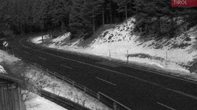 Mittersill: B161 Pass-Thurn-Straße [km 10,3], Blickrichtung: Kitzbühel