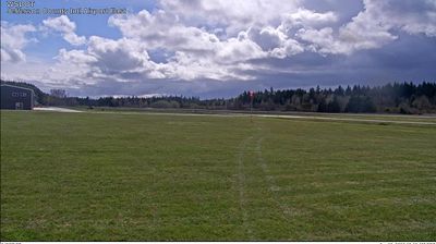 Port Townsend › Západ: Jefferson County International Airport East