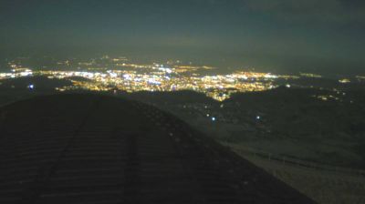 Saint-Jean-des-Ollières: Vue de Clermont-Ferrand depuis le sommet du Puy de Dome