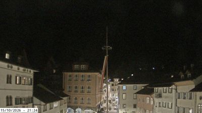 Webcam Kaltern an der Weinstrasse - Caldaro sulla Strada del Vino: Marktplatz Gemeinde Kaltern - Piazza Principale Comune di Caldaro