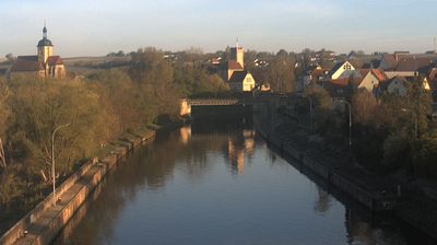 Lauffen am Neckar: Unterwasser der Schleuse Lauffen