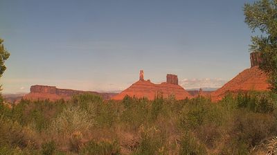 Castle Valley: Castleton