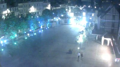 Troyes: Place Alexandre Israël