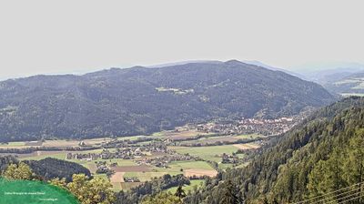Friesach › West: Heiligblutkirche Friesach - Burgruine Petersberg