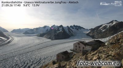 Fieschertal: Konkordiahütte - Trugberg - Gletscherhorn - Jungfraujoch - Hollandiahütte SAC - Ebnefluh - Jungfrau - Jungfrau Region