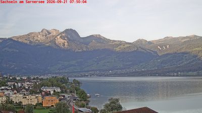 Sachseln › South-west: Banc au bord du Lac de Sarnen - Höch Gumme