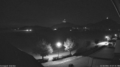 Webcam Sankt Kanzian am Klopeiner See › South-east: Georgibergstraße - Oberburg - Klopeiner See - Eberndorf - Topitza - Peca - Georgiberg - Frauenkirche