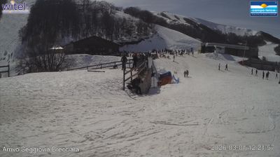 Rocca di Mezzo: Campo Felice: Arrivo seggiovie Brecciara e Campo Felice