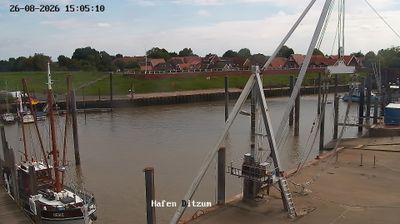 Ditzum › South-east: Am Hafen 1, 26844 Jemgum