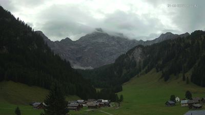 Triesenberg › East: Nenzinger Himmel