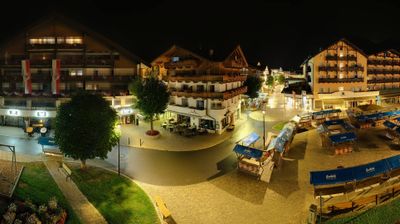 Steinbach am Attersee › North-east: Dorfplatz Seefeld - Gemeindeamt Seefeld in Tirol - Bahnhofstraße