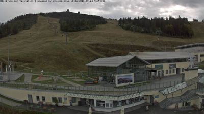 Bayerisch Eisenstein › South-west: Spielplatz an Talstation Großer Arber - Großer Arber - ARBER-BERGBAHN - Bundeswehr-Radarstationen - Großer Arber