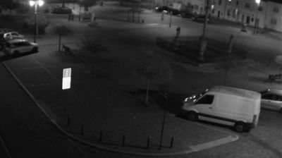 Touzim › Północny zachód: Česká spořitelna, a.s.