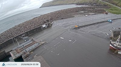 Skopun › Βορειοανατολικά: Sandoy, Faroe Islands: Skopunar Havn