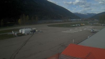 Nelson › Nordøst: Nelson Airport (CZNL) - Lake Side Walk