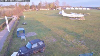 Chrcynno › North-west: SkyDive Warszawa Sekcja Spadochronowa Aeroklubu Warszawskiego - Lotnisko Chrcynno
